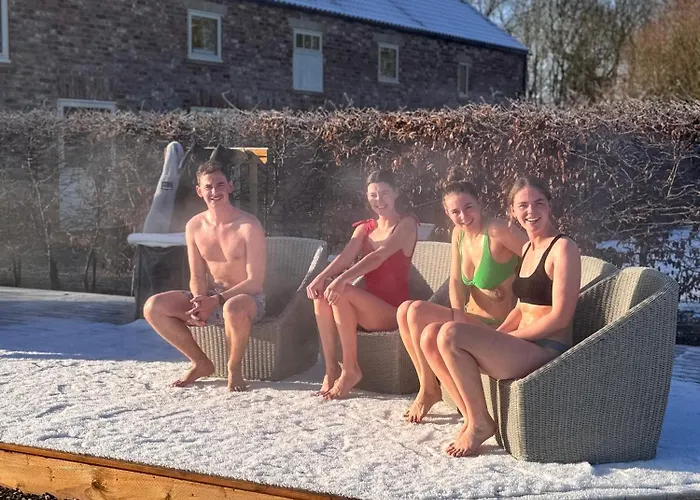בית נופש Luxury Barn With Sauna Near Welcoming Families, Friends, Groups *